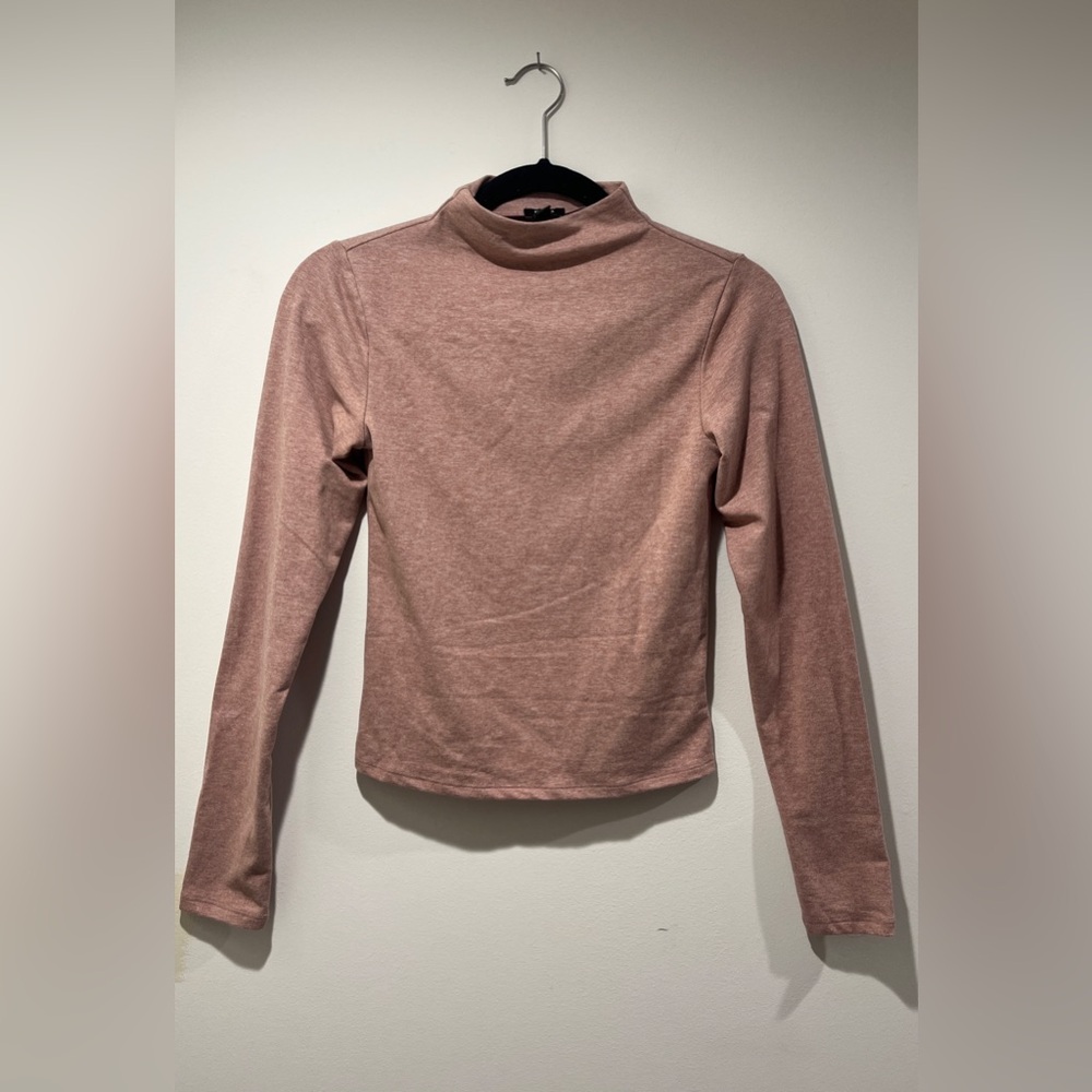 Express Blush Long Sleeve Body Contour Top